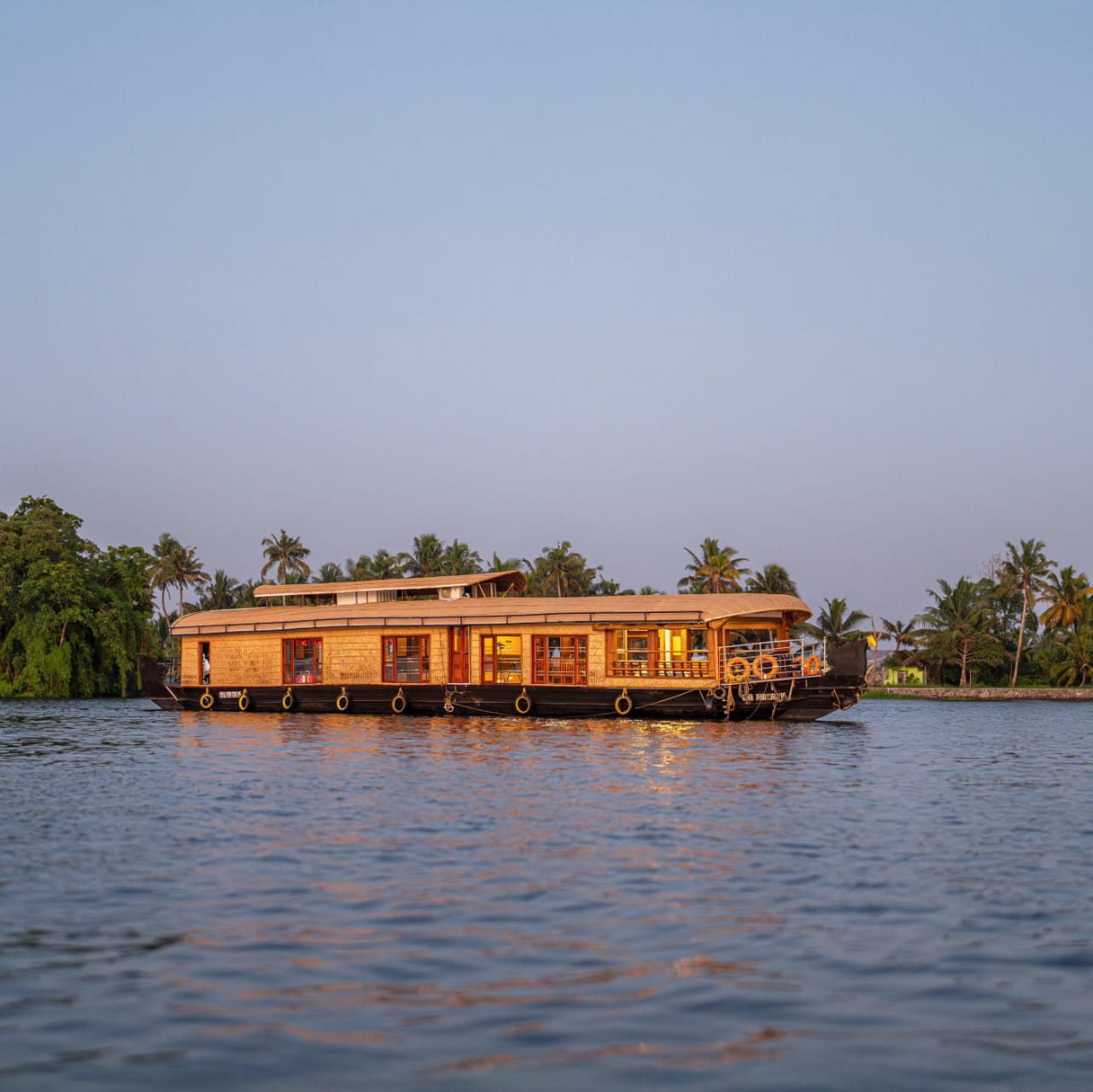 Kerala Backwater Family Picnic Cruise
